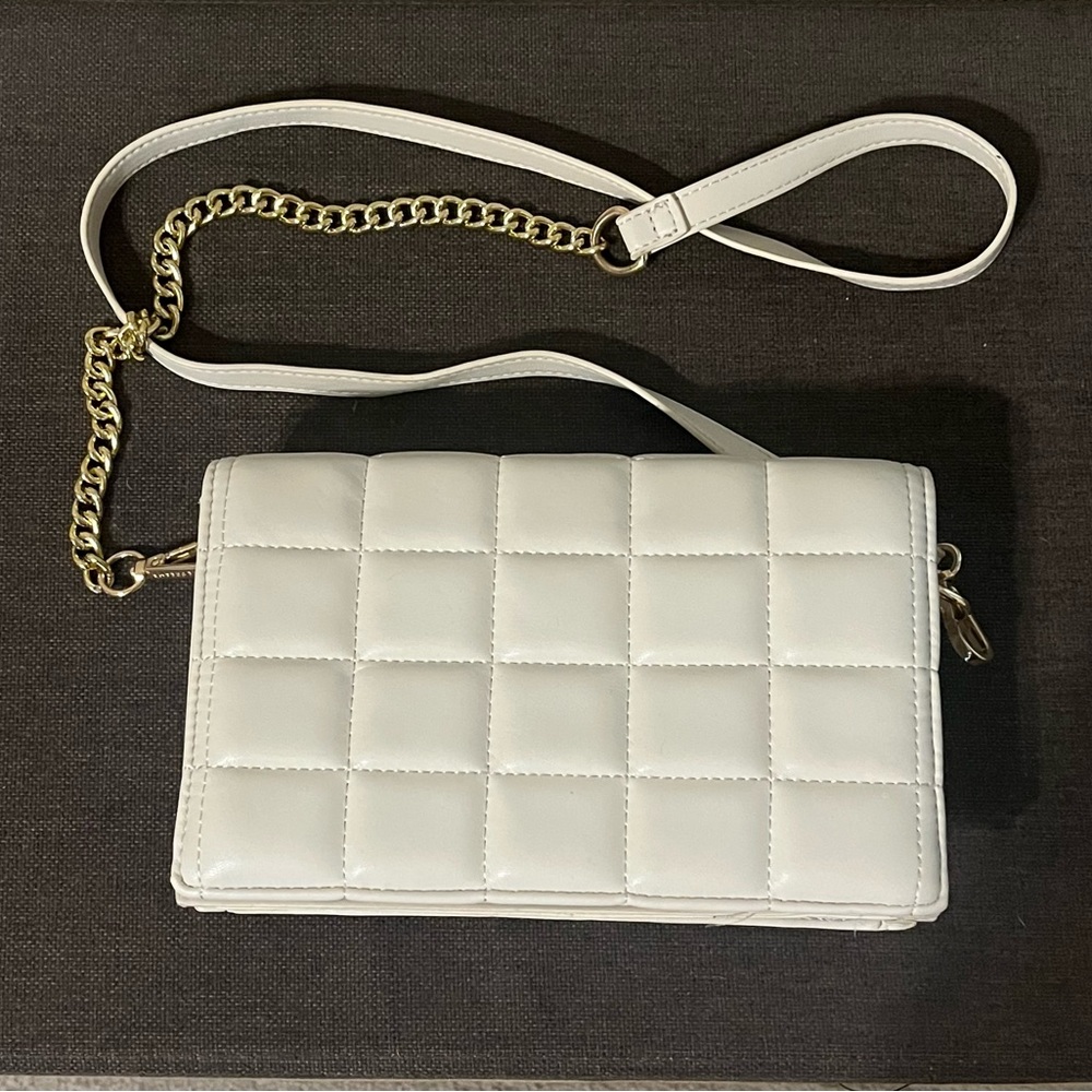 White Quilted Crossbody - Picture 2 of 5